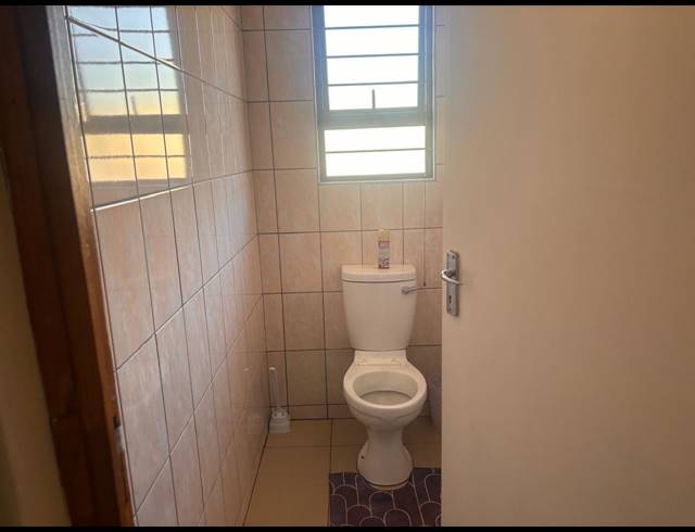 3 BEDROOM TOWNHOUSE FOR SALE IN ZSM INDUSTRIAL